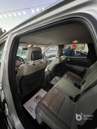 Jeep Grand cherokee Laredo 4x4 2011 🔥