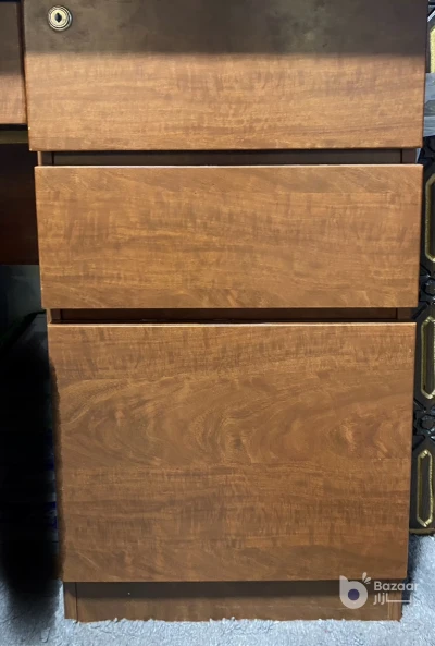 مكتب بني وبني عسلي للبيع بحالة جيدة جدا في عمان — بازار الأردن